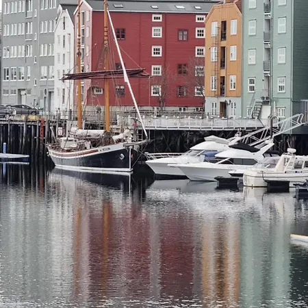 Brygga Sentrum, Privat Rom I Vart Hjem *